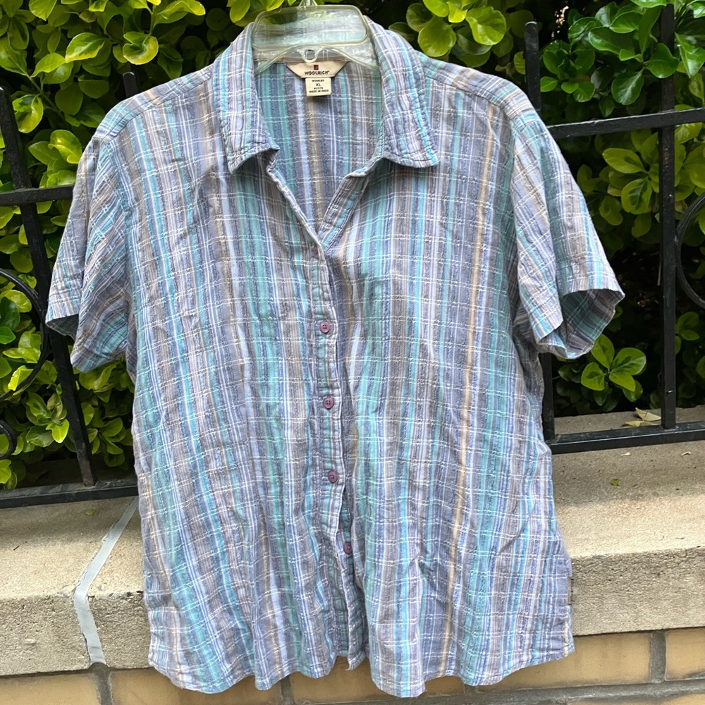 Woolrich short sleeve plaid madras shirt 🍎❤️😊